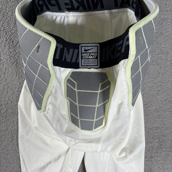 NWT Nike Pro Combat Hyperstrong White Football Compression Shorts Men's XL White - Picture 2 of 9